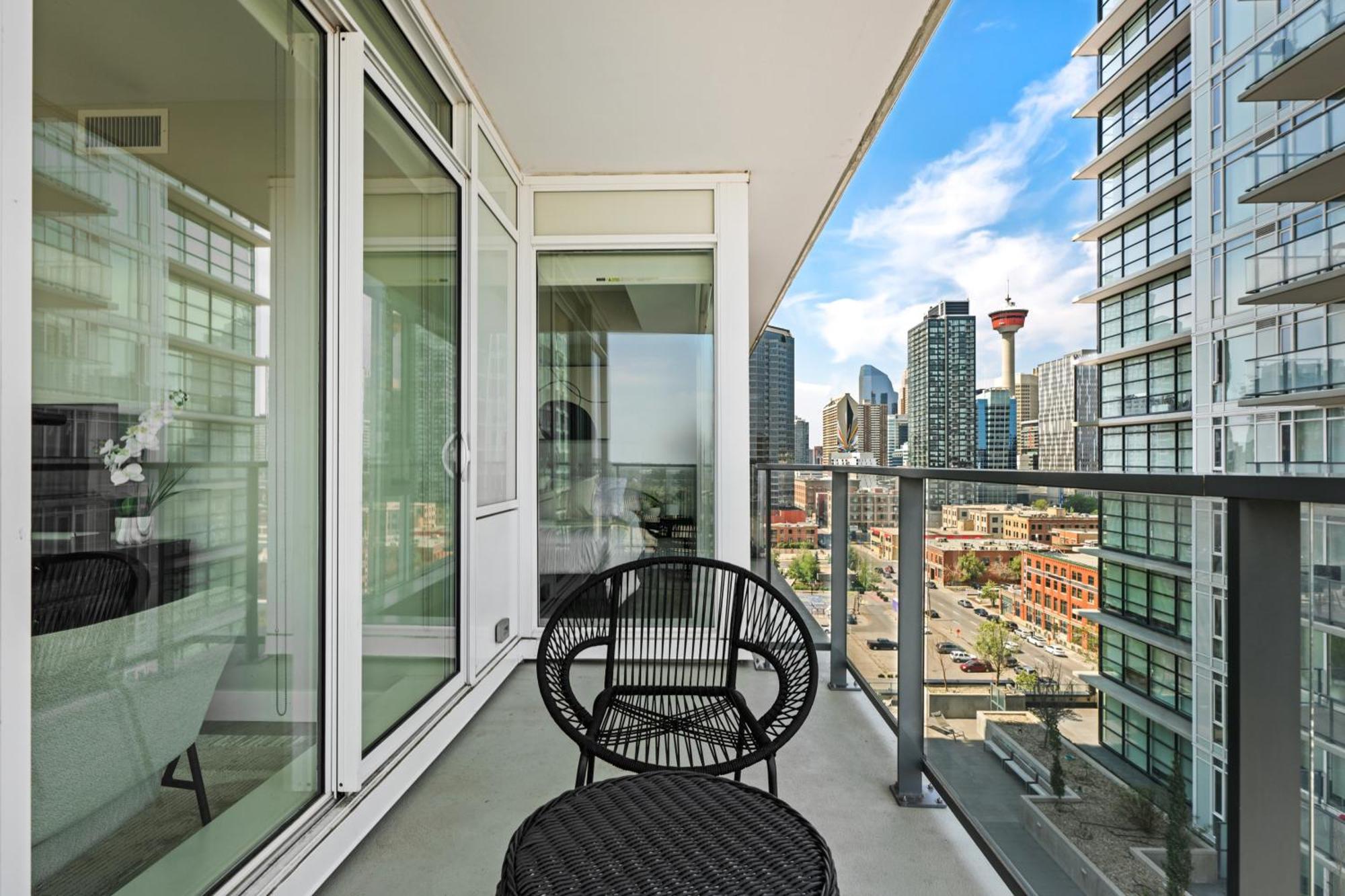 Modern Suite Calgary Downtown 5 Min Walk Stampede Eksteriør billede