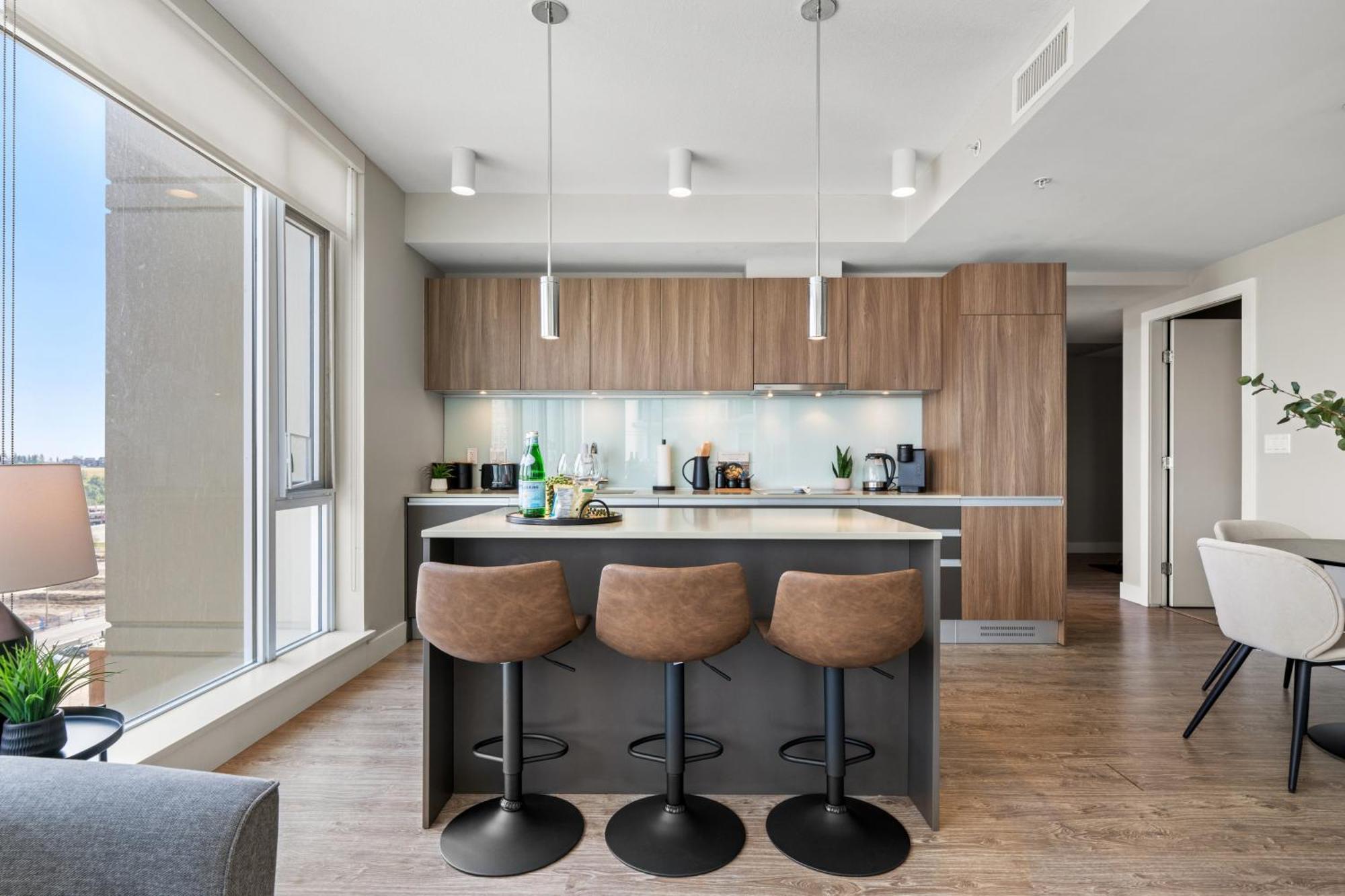 Modern Suite Calgary Downtown 5 Min Walk Stampede Eksteriør billede