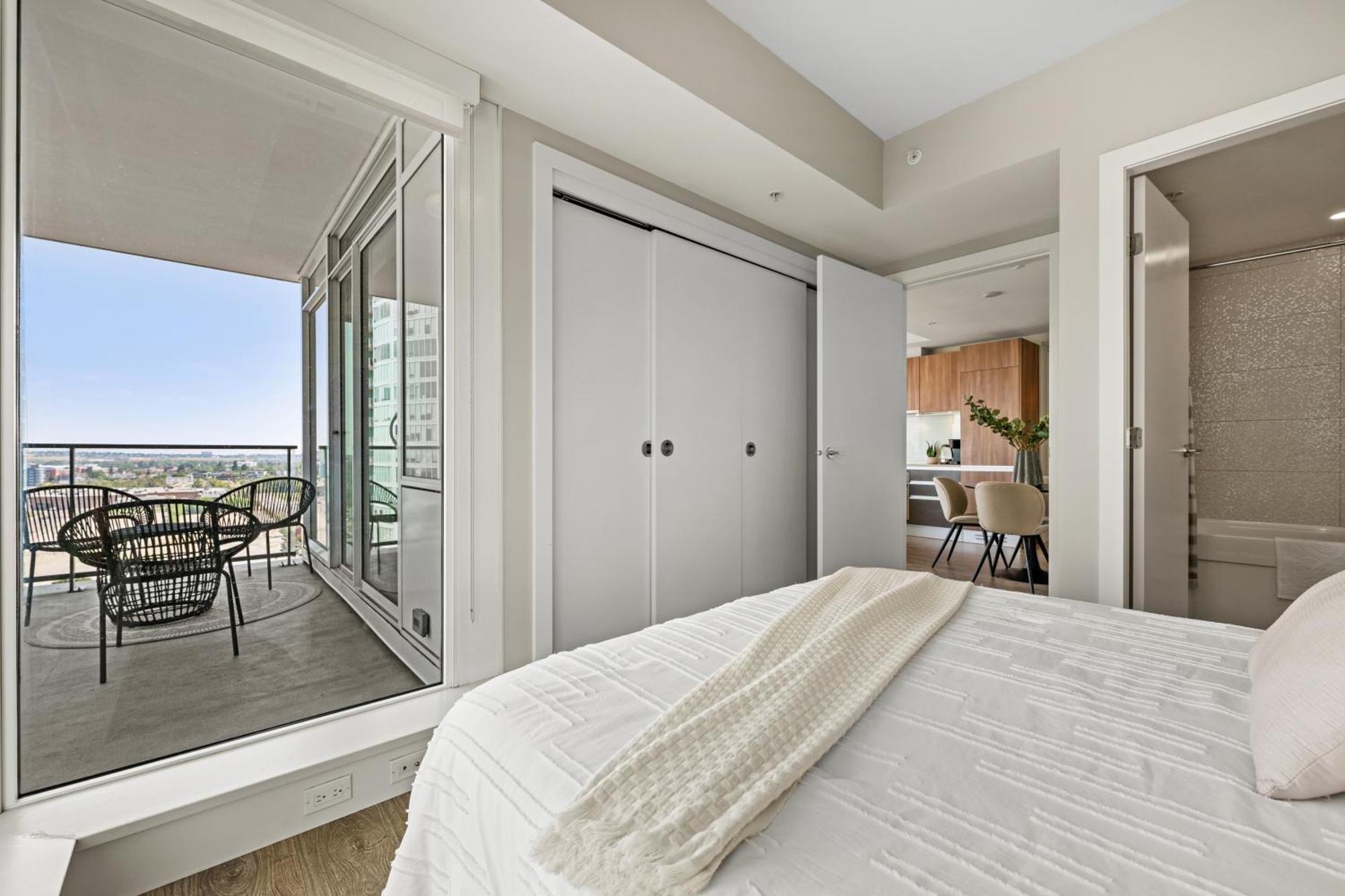 Modern Suite Calgary Downtown 5 Min Walk Stampede Eksteriør billede